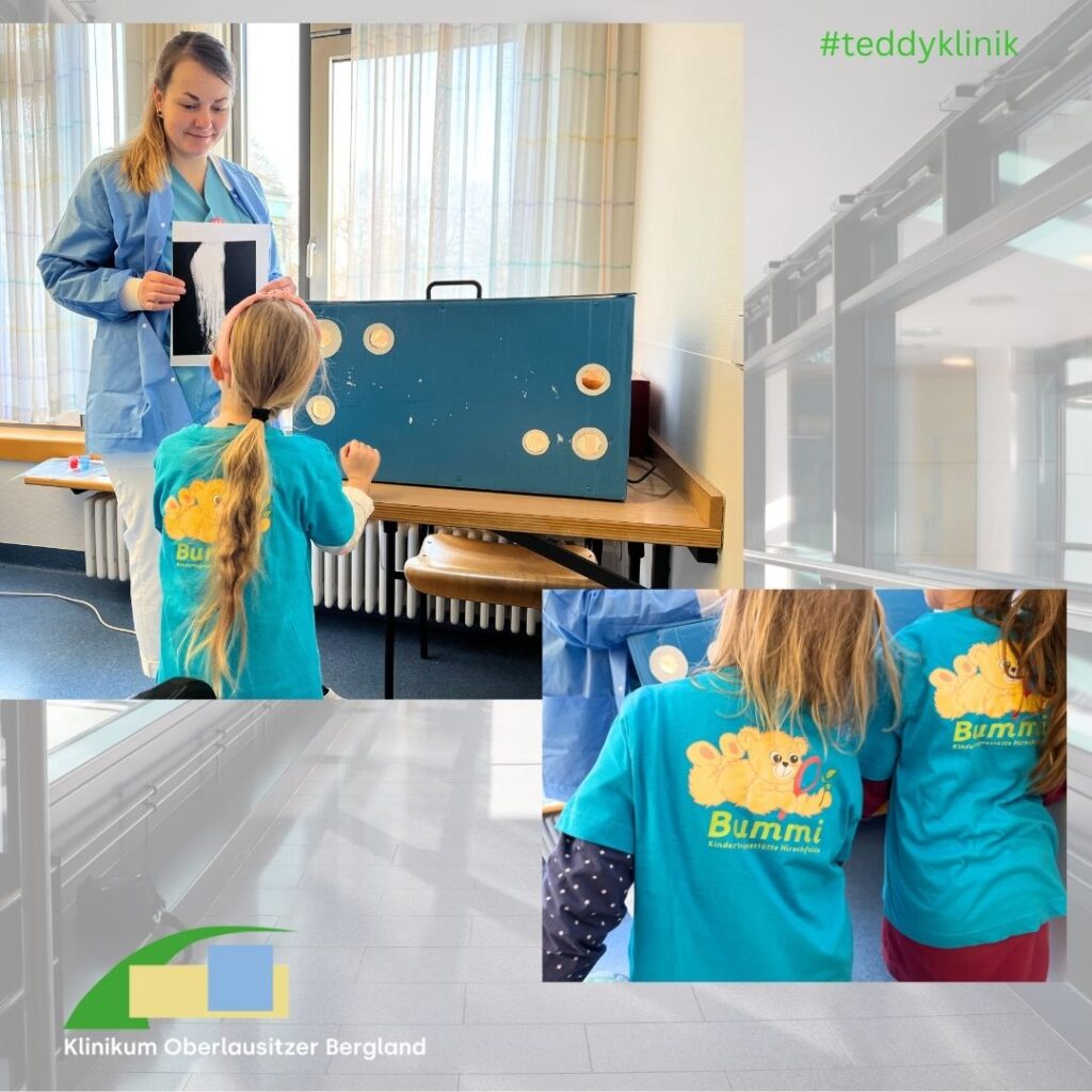 Eine Schwester erklärt den Kindern das Teddy-Röntgen-Gerät